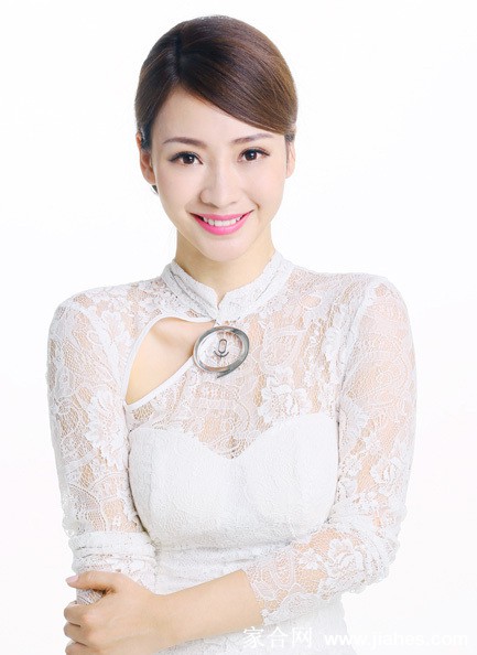 柳岩优雅魅妆尽显女人[6]
