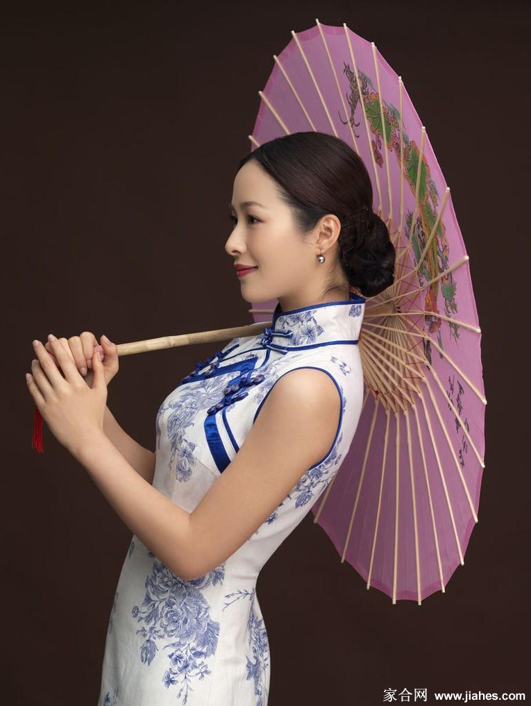 江一燕本色出镜尽显完[11]