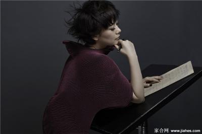 海清最新冷傲风格尽显