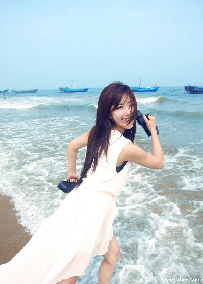 赵奕欢海边妩媚怒回眸[3]