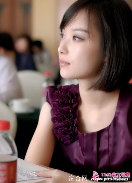 婉约倪妮优雅露绝美身[2]