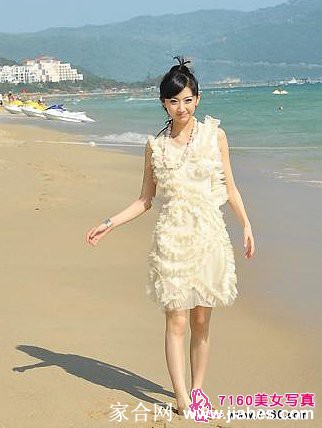 景甜海边露纯美风姿[2]