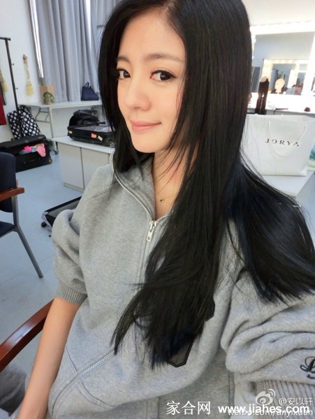 台湾大眼美女安以轩自拍照[11]