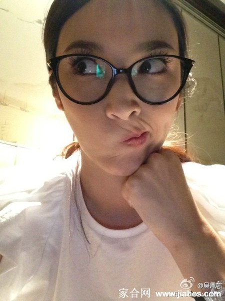 吴佩慈微博晒私照[2]