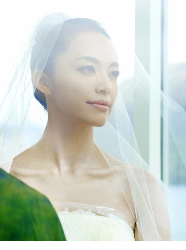 姚晨曹郁新西兰大婚 温馨婚礼现场及婚纱照曝光