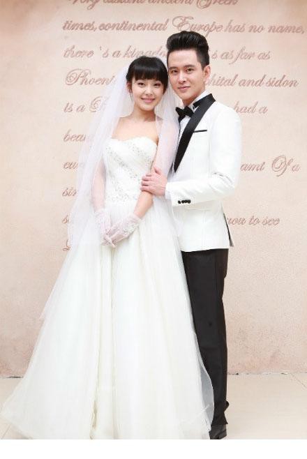 张佳宁与帅哥幸福相依浪漫婚纱照[5]