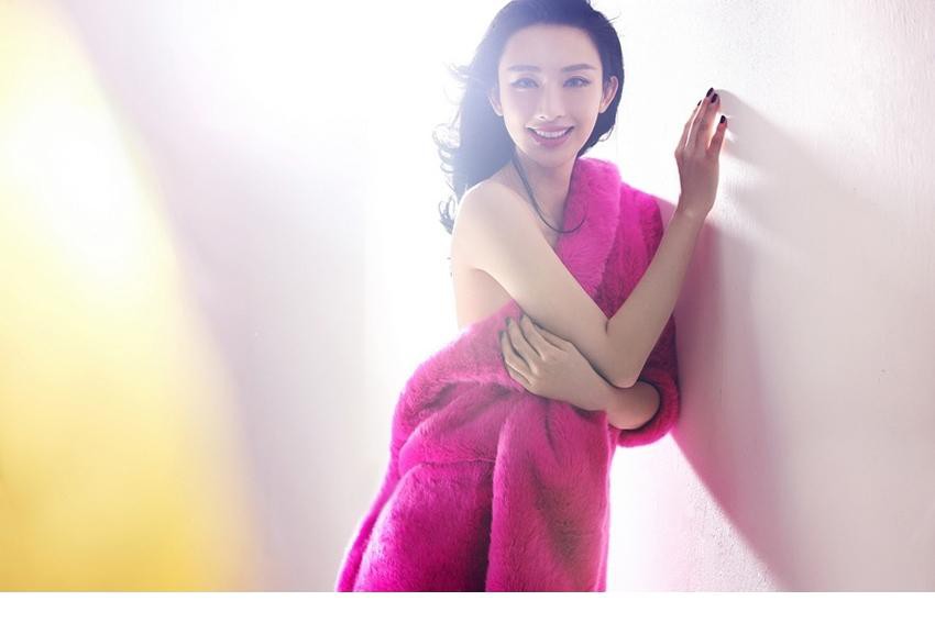 张俪最新妩媚诱惑写真 性感美背修长美腿[6]