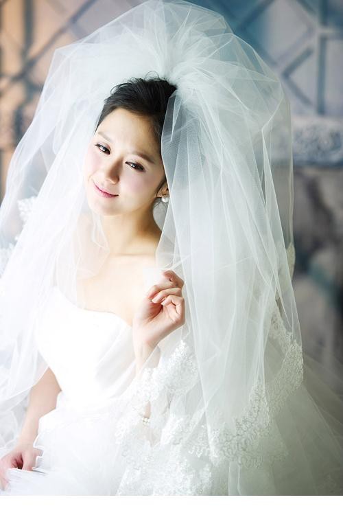 张娜拉结婚唯美婚纱照片 温婉小女人柔美恬静[2]