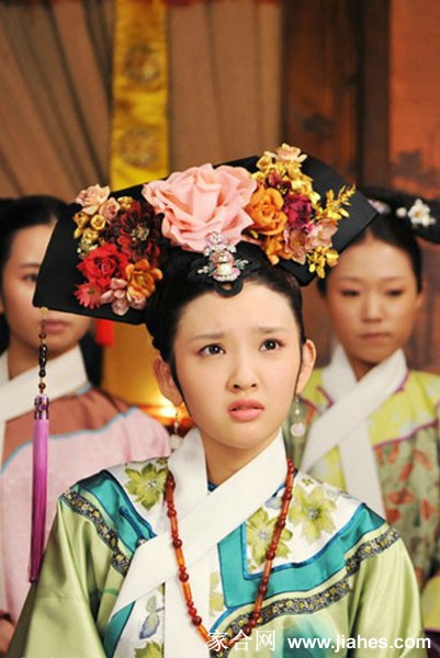 《后宫甄执》唐艺昕饰祺贵人唯美剧照[7]