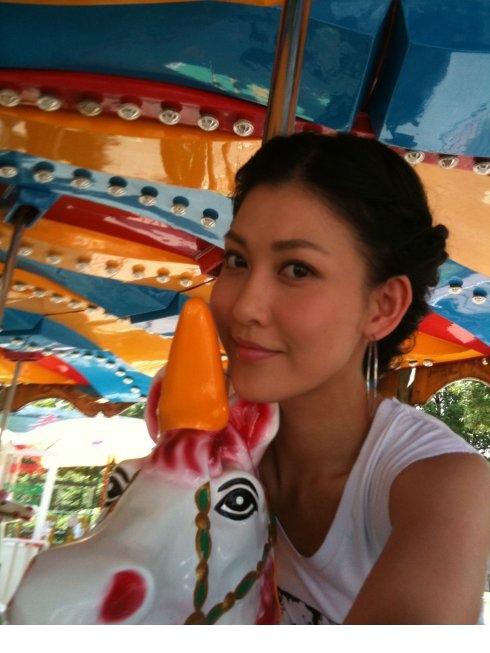 李彩桦被爆疑整容 生活素颜照惊人对比[4]