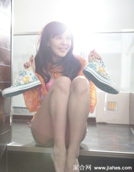 李金铭化身优雅女神[4]