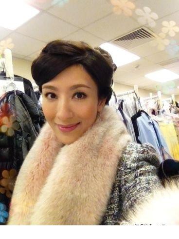 杨怡微博《名媛望族》幕后大美私房图片[4]