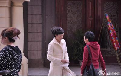杨怡微博《名媛望族》幕后大美私房图片