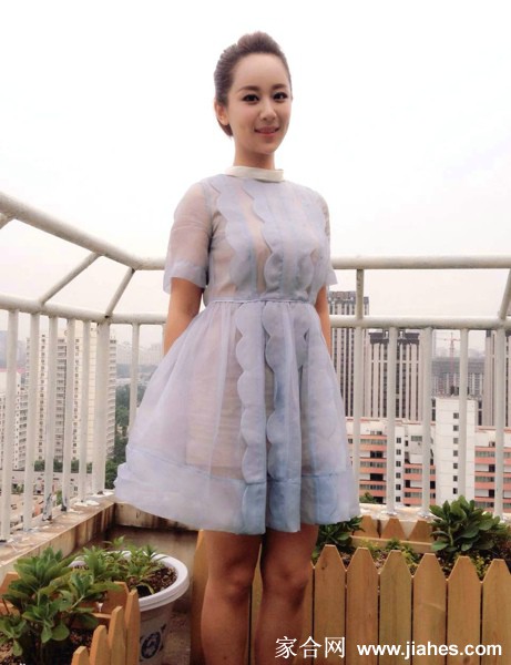 杨紫唯美写真 尽显小女人风情[3]