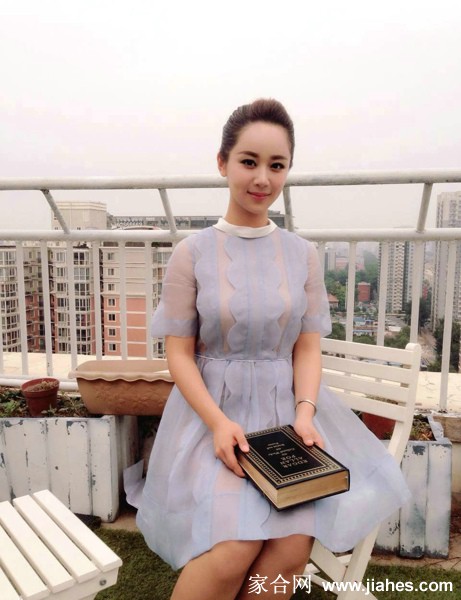 杨紫唯美写真 尽显小女人风情[6]