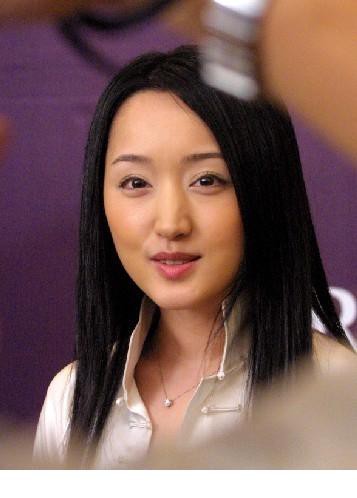 杨钰莹羞辱门真相曝光 玉女掌门笑颜面对[3]