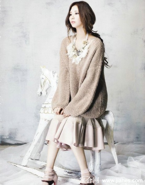 气质女神SeoHyun徐珠贤杂志写真[5]