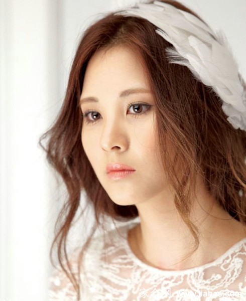 气质女神SeoHyun徐珠贤杂志写真[8]