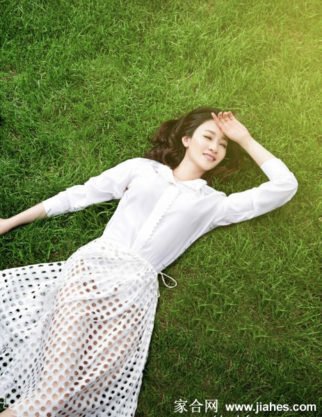 气质美女李小冉写真 尽显优雅女人味[12]