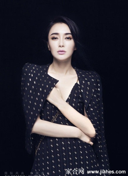 秦岚杂志写真图片 彰显优雅气质女人味[8]
