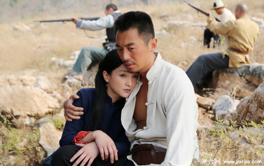 《红高粱》热播中 人妻周迅饰女主九儿获赞[6]