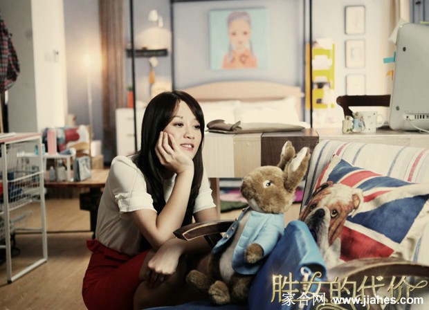 《胜女的代价》陈乔恩变时尚OL剧照[9]