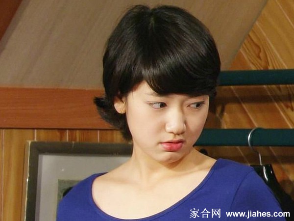 《萝卜泡菜》朴信惠短发可爱剧照[13]
