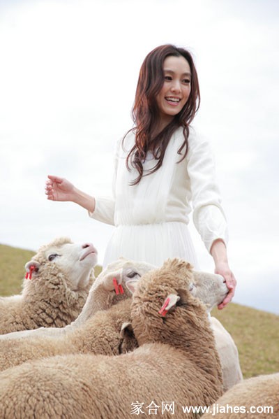 范玮琪唯美户外写真[3]