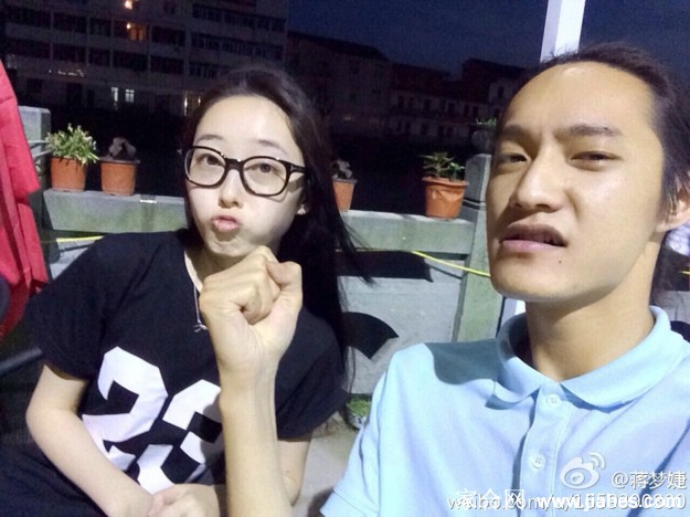 蒋梦婕与小伙伴们的合照[10]