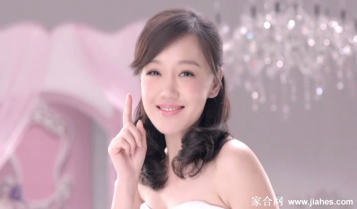 薛佳凝粉嫩肌肤可爱写真[3]