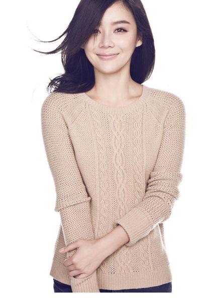 袁姗姗甜美气质写真迷人笑容别具魅力