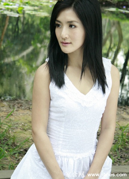 谢娜写真 女人味十足[4]