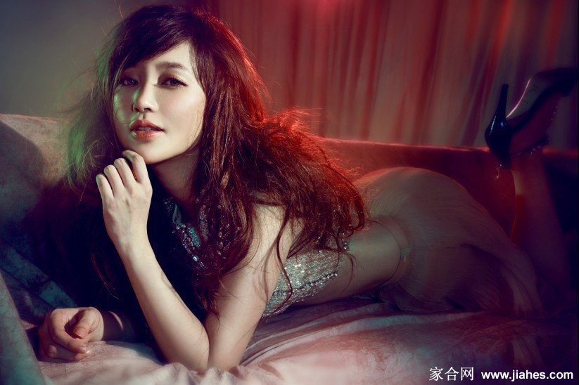 金莎杂志写真妩媚诱人[3]
