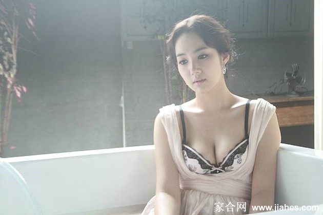 韩国气质美女朴敏英性感写真图片[3]