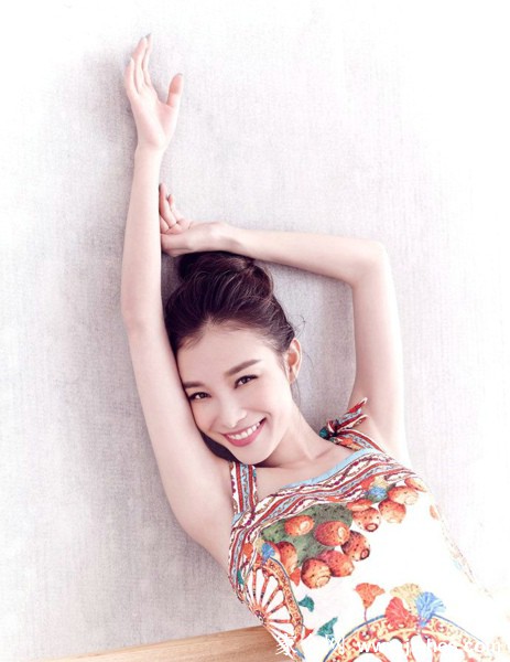 倪妮杂志写真图片 性感妖娆女人味十足[5]