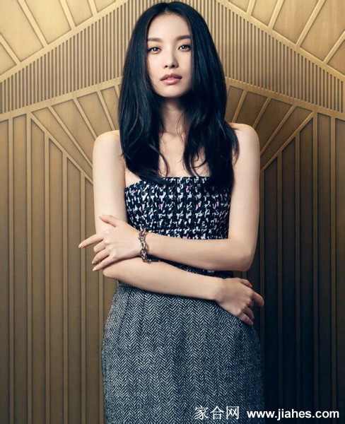 倪妮杂志写真图片 性感妖娆女人味十足[7]