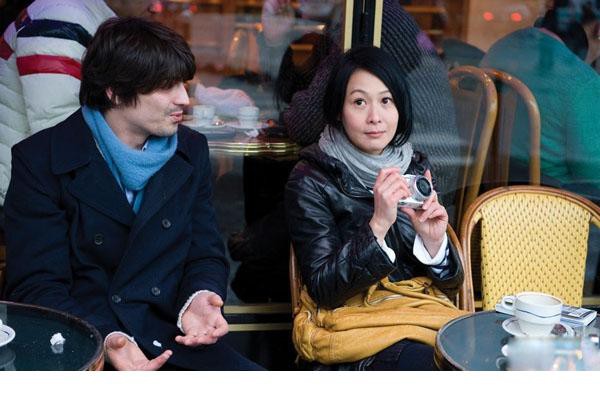 刘若英《爱情限量版》知性剧照曝光 素颜淡妆温情动人[3]
