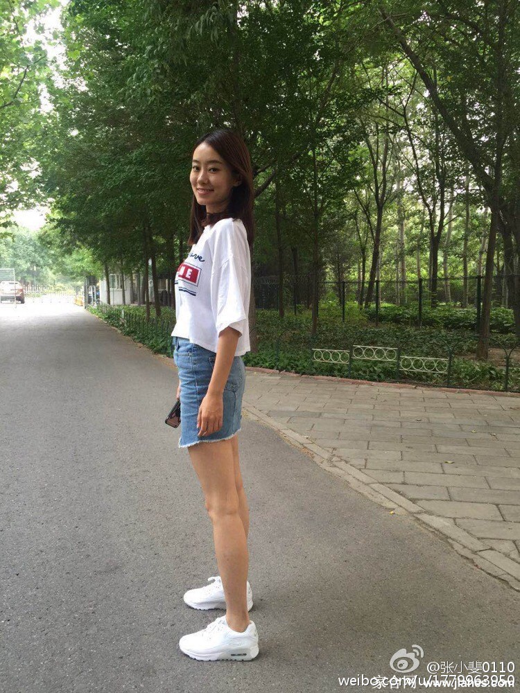 张小斐露底照,张小斐露点照,张小斐走光,张小斐超短裙,张小斐美腿,张小斐性感照,张小斐素颜照,张小斐生活照[5]