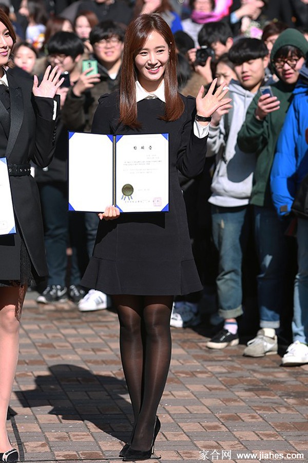 少女时代权侑莉yuri美腿,肉丝,大长腿,现场照,白丝袜,牛仔裤,性感照[8]