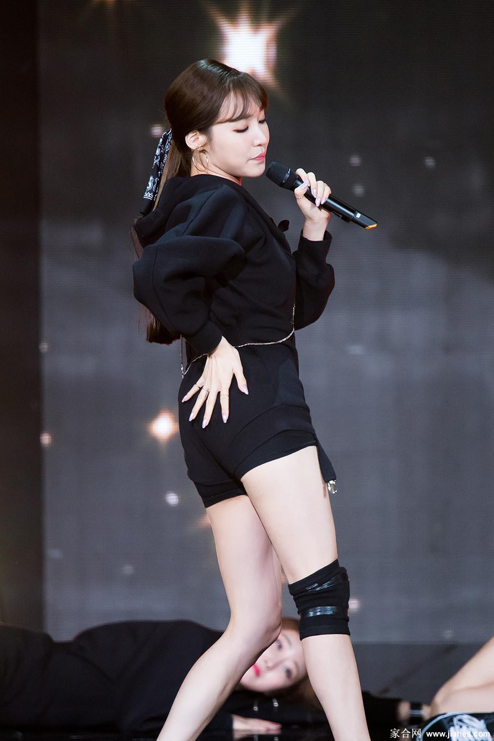 少女时代黄美英tiffany紧身裤,现场照,走秀,代言,超美腿,露点照[21]