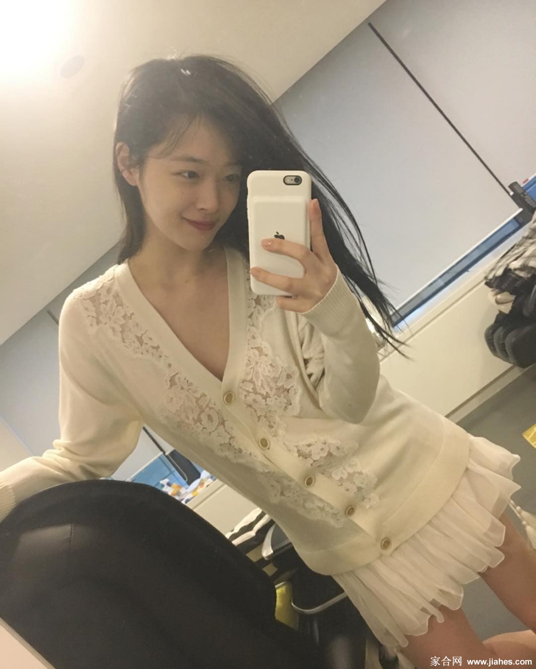 F(x)崔雪莉(Sulli)素颜照,黑丝袜,恨天高,超短裙,脚丫,大白腿,pantyhose,stocking,leg[9]