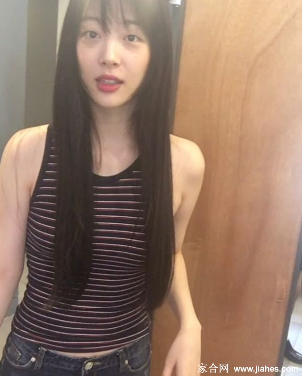 F(x)崔雪莉(Sulli)素颜照,黑丝袜,恨天高,超短裙,脚丫,大白腿,pantyhose,stocking,leg[10]