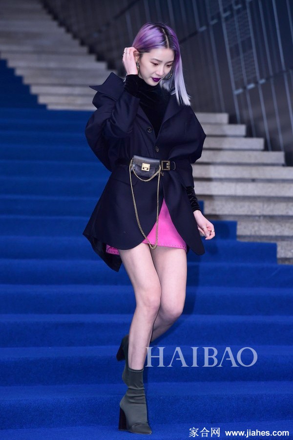 Irene Kim生活照,Irene Kim裸腿,Irene Kim高跟,Irene Kim长腿,Irene Kim黑丝,Irene Kim性感照,Irene Kim性感短裙[5]