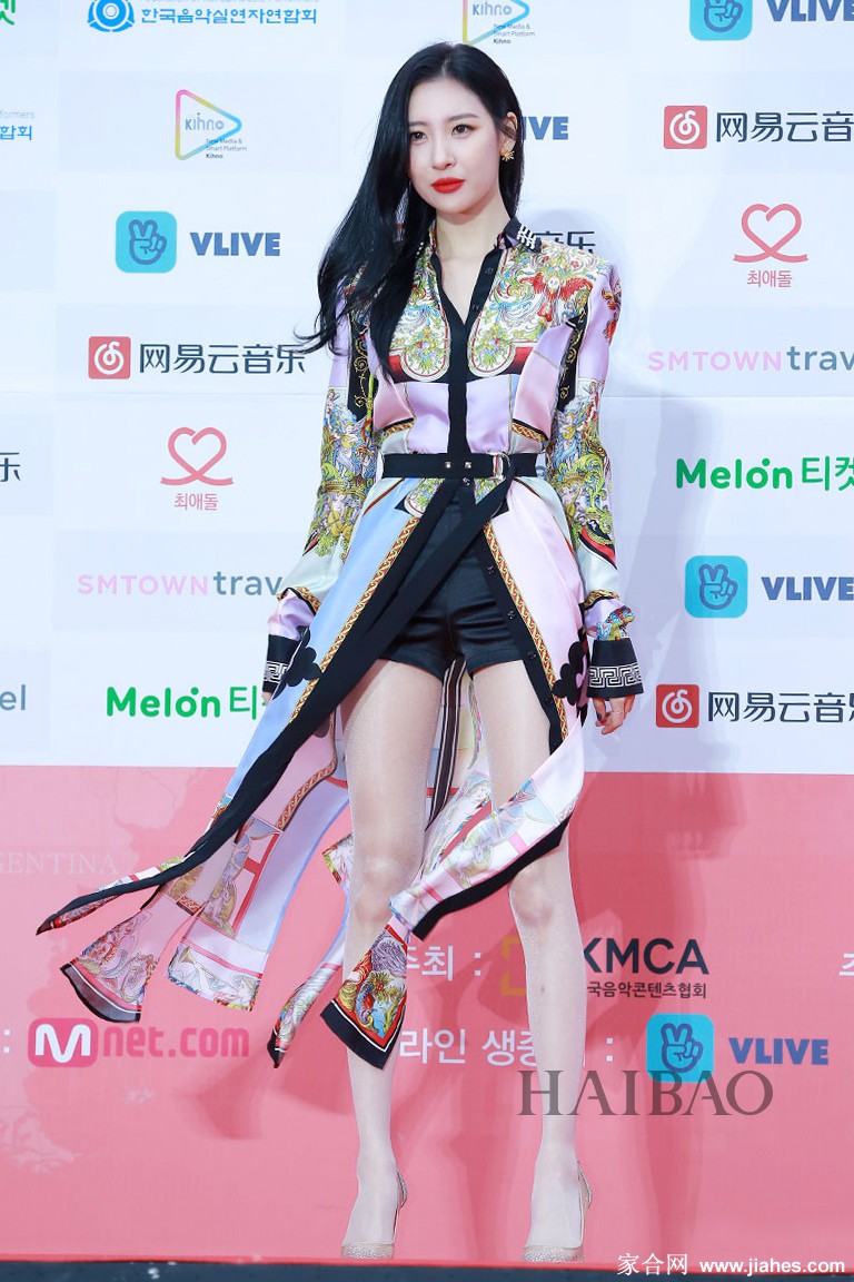 李宣美生活照,李宣美裸腿,李宣美高跟,李宣美长腿,李宣美黑丝,李宣美性感照,李宣美性感短裙[10]