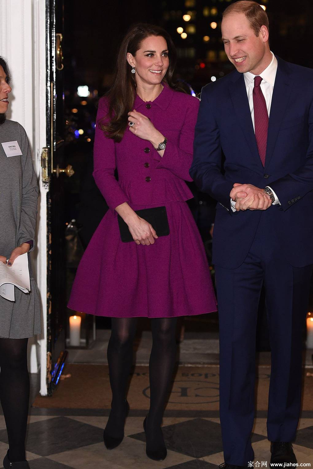 凯特・米德尔顿王妃(Kate Middleton)生活照,裸腿,高跟(highheels),长腿,黑丝(pantyhose stocking),性感照,性感短裙(upskirt)[15]
