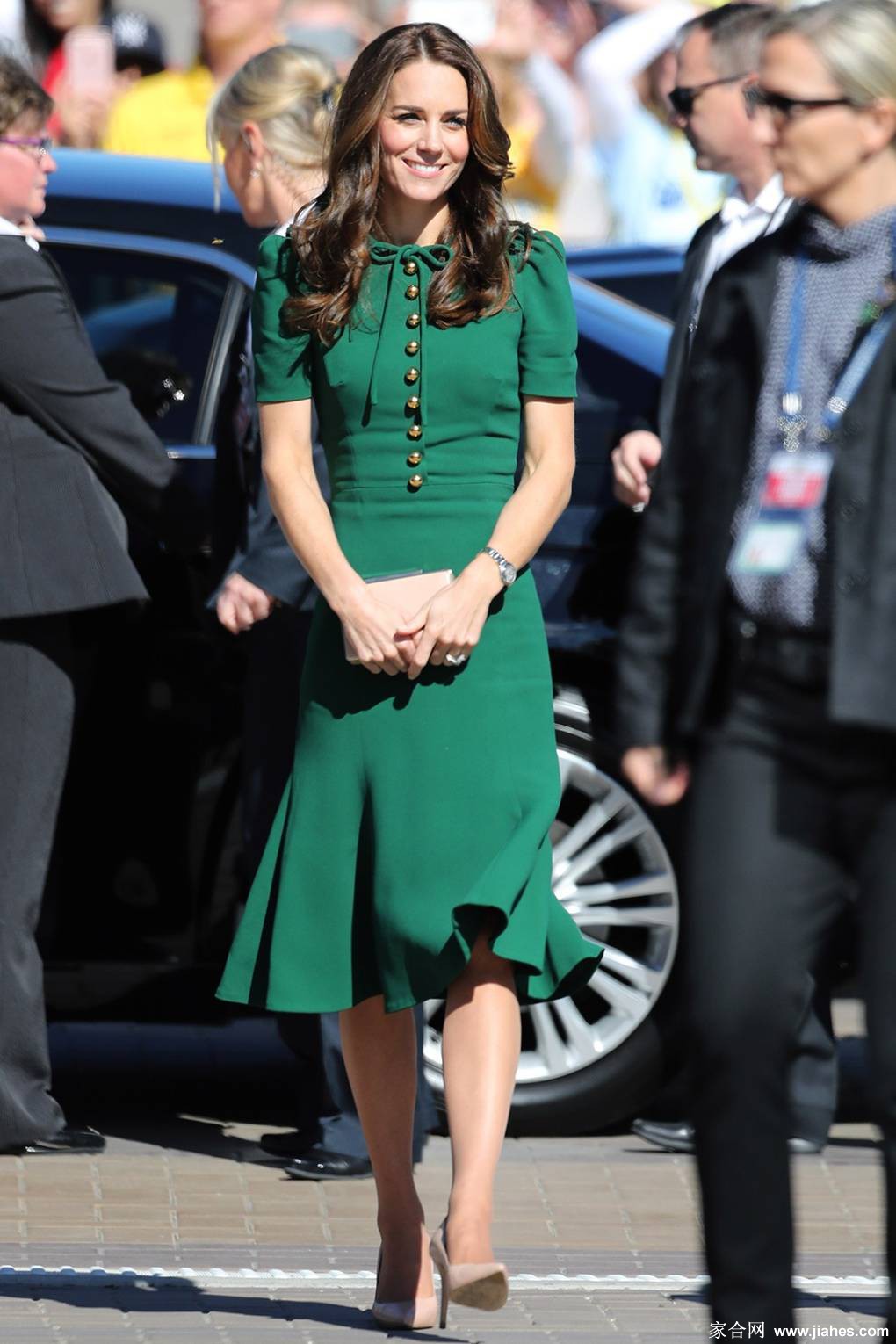 凯特・米德尔顿王妃(Kate Middleton)生活照,裸腿,高跟(highheels),长腿,黑丝(pantyhose stocking),性感照,性感短裙(upskirt)[20]
