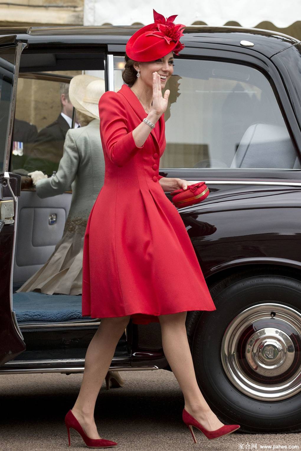 凯特・米德尔顿王妃(Kate Middleton)美腿(sexyleg),肉丝,大长腿,现场照,白丝袜(white stocking),牛仔裤,性感照[5]