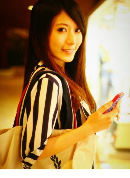南方最美女记者性感漂亮不输波多野结衣