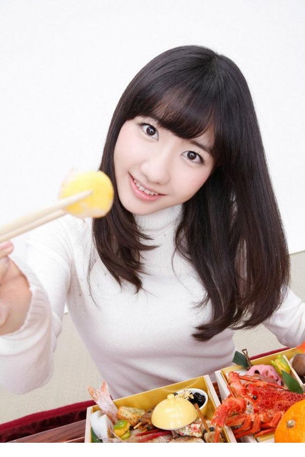 气质偶像女柏木由纪性感邀你一起就餐[20]
