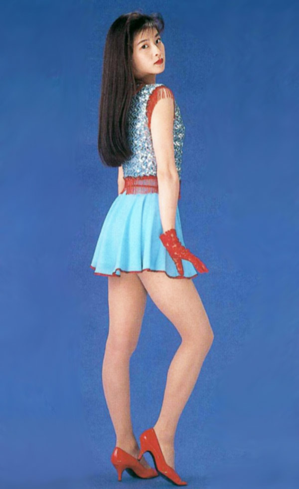 森高千里年轻时期丝袜美腿画像[10]